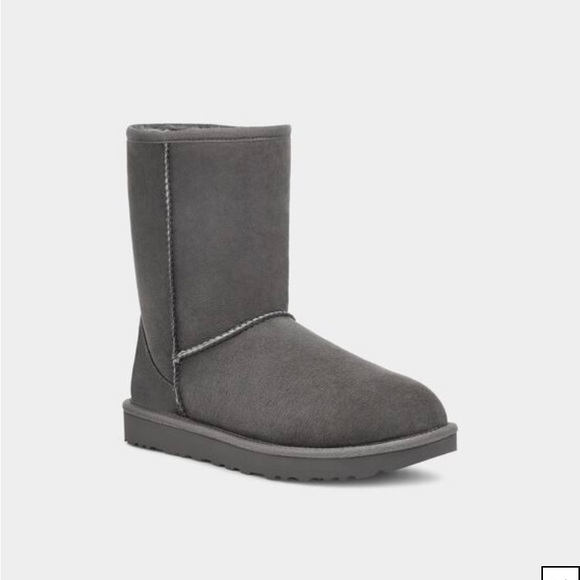 UGG Classic Short II boots - Picture 2 of 10